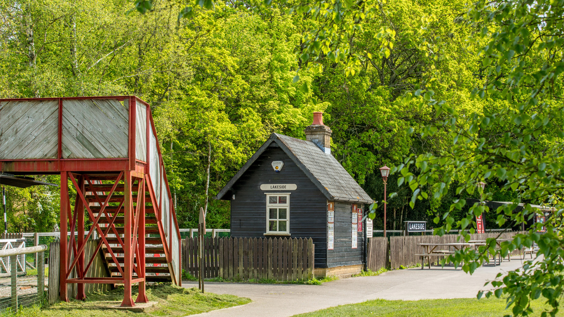 New Homes Fordingbridge Oakwood Grove, New Forest Hampshire | Pennyfarthing Homes